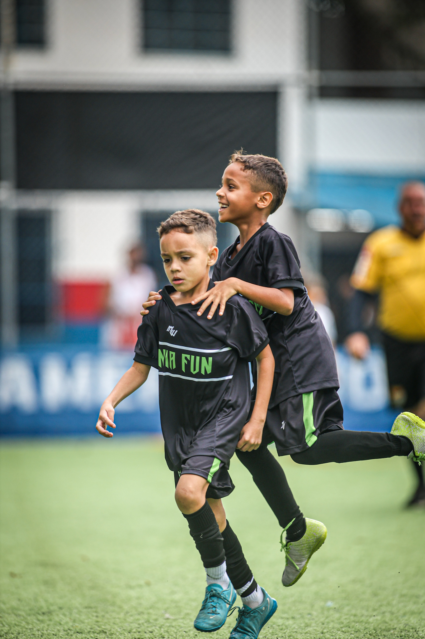 Alunos da categoria 01 em treino